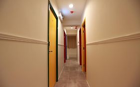 Colorz Hostel